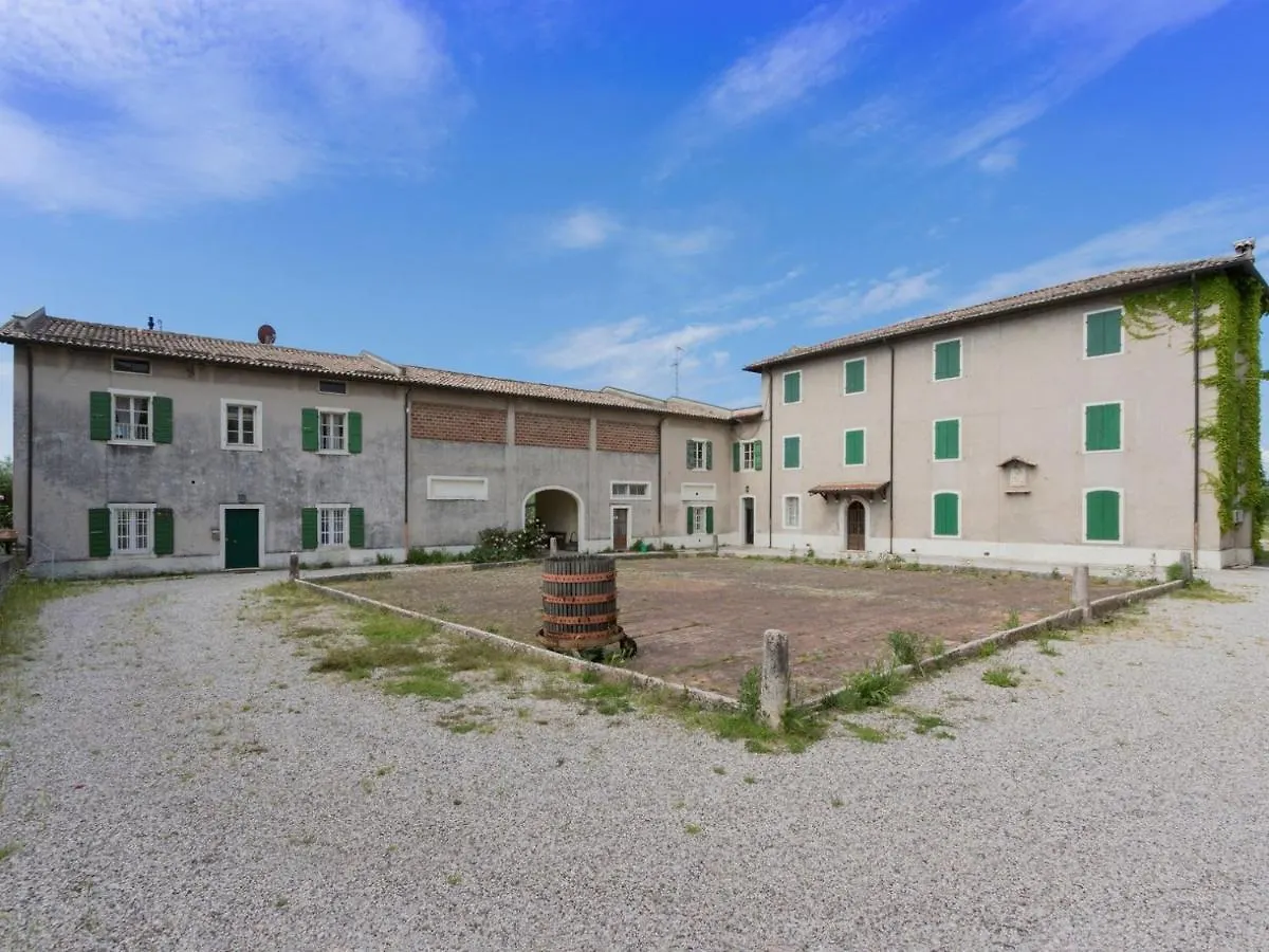 Apartment Tenuta Naiano Raffaello Cavaion Veronese
