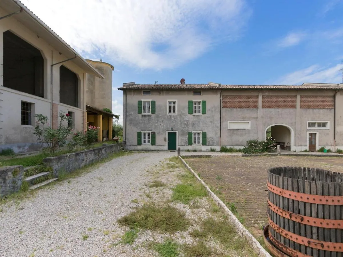 Apartment Tenuta Naiano Raffaello Cavaion Veronese